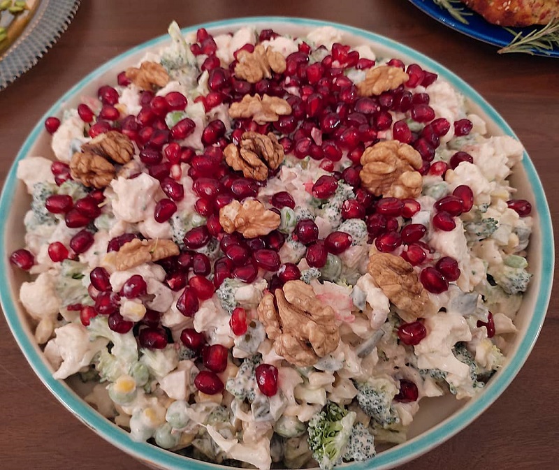 سالاد انار و گل کلم محبوب زمستانی
