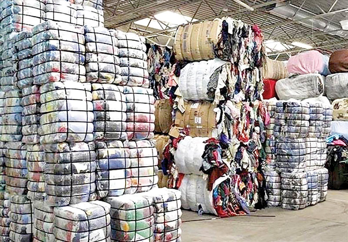 واردات پوشاک قاچاق؛ تهدیدی برای تولیدکنندگان ایرانی در آستانه شب عید