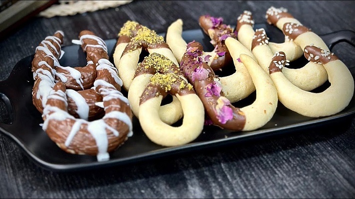 مواد لازم برای تهیه شیرینی نعلی (اشکی)
