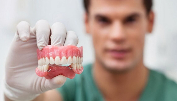 دندان آزمایشگاهی ساخته شد؛ جایگزین ایمپلنت و پرکردن