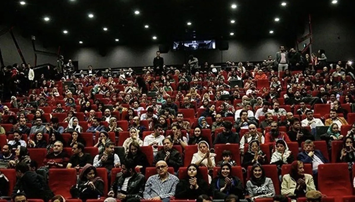 رشد مخاطبان سینما؛ عملکرد پرفروشترین فیلمهای فروردین ۱۴۰۴