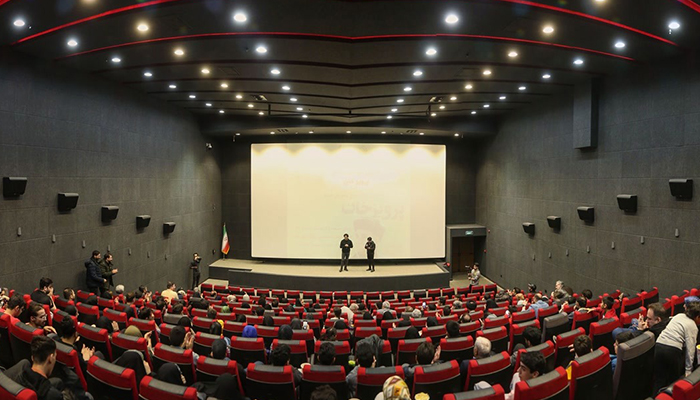 تأثیر تعطیلات نوروزی و ماه رمضان بر فروش سینماها