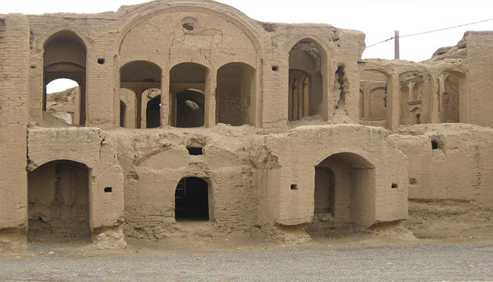 آثار باستانی و تاریخی خالدآباد