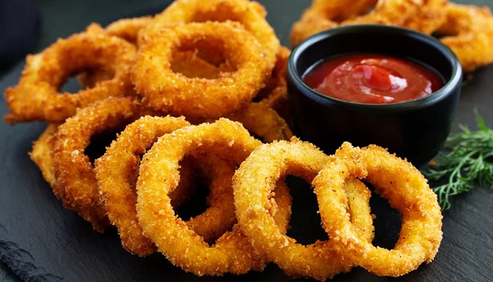 پیاز سوخاری رستورانی پفکی