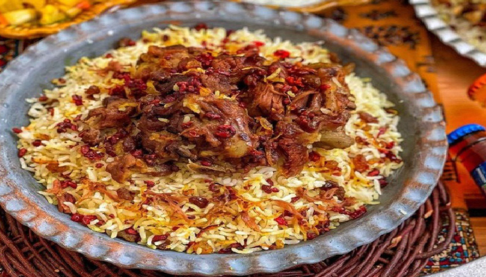 مواد اصلی تشکیلدهنده پلو قشقایی چیست؟