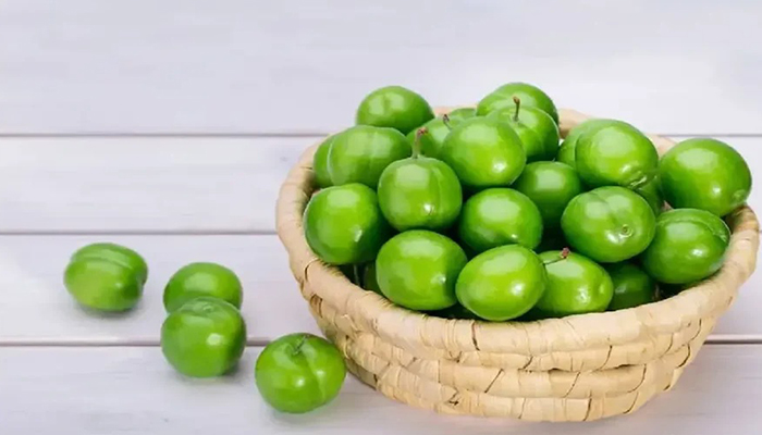 خواص شگفتانگیز و متعدد گوجه سبز برای سلامت و تندرستی بدن