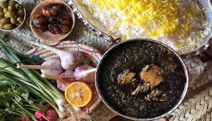 طرز تهیه قلیه ماهی: دستور پخت اصیل جنوبی به سبک رستورانی!