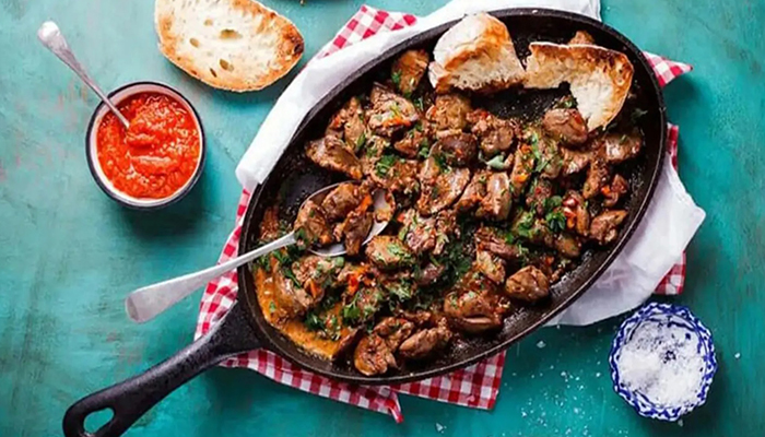 طرز تهیه خوراک جگر مرغ: یک غذای سریع، مقوی، اقتصادی و خوشمزه