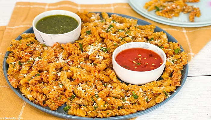 طرز تهیه چیپس ماکارونی: 1 میانوعده سالم و ترد فقط با 3 ماده اولیه!