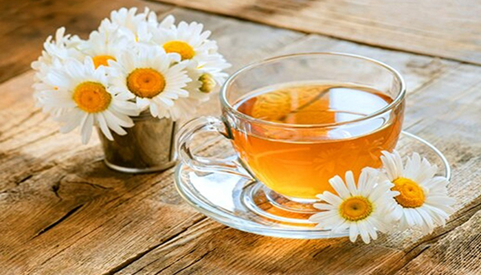 ۱۰ نوشیدنی طبیعی و آرامبخش برای بهبود خواب شبانه