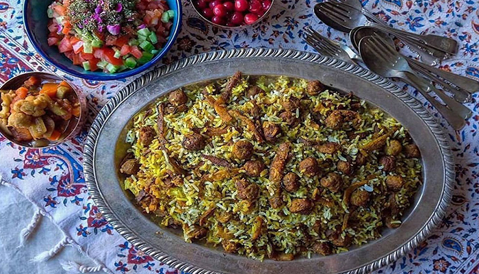 طرز تهیه قنبر پلو شیرازی: یک غذای اصیل، مجلسی و بینهایت خوشمزه