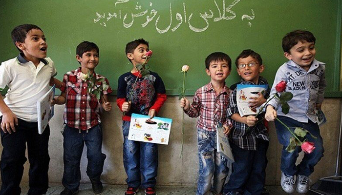زنگ مهر به صدا درآمد؛ آغاز سال تحصیلی برای 16 میلیون دانش آموز ایرانی