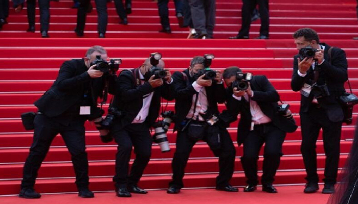 خودکشی افراد مشهور: تحلیلی بر فشار روانی شهرت و بحران سلامت روان در پشت پرده زرق و برق