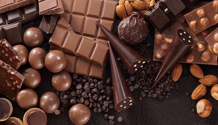 مهمترین و شگفتانگیزترین خواص شکلات تلخ برای سلامت جسم