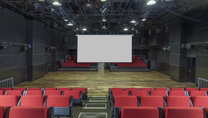 مهمترین مشکل فعلی خانه تئاتر چیست؟