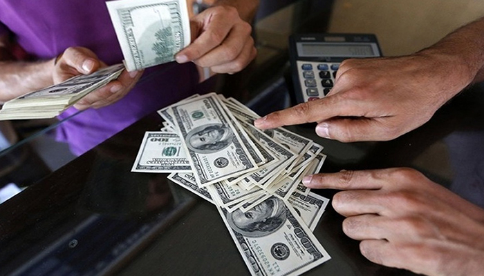 افزایش قیمت دلار در بازار رسمی ادامه دارد + جدول نرخ امروز 25 آبان 1404