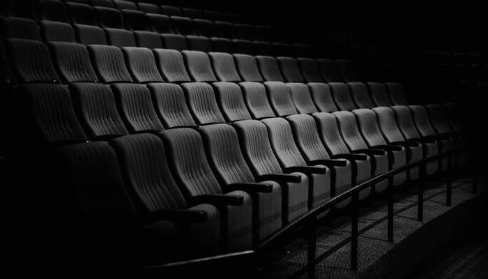 تعطیلی نمایش های سراسر کشور به مناسبت ایام فاطمیه؛ جزئیات توقف و بازگشایی سالن ها