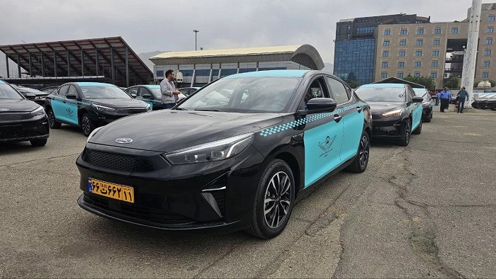 انقلاب الکتریکی در ناوگان عمومی: تاکسیهای برقی در راهند