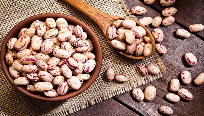 قیمت لوبیا چیتی به مرز 400 هزار تومان رسید؛ جزئیات کامل بازار حبوبات و دلایل گرانی