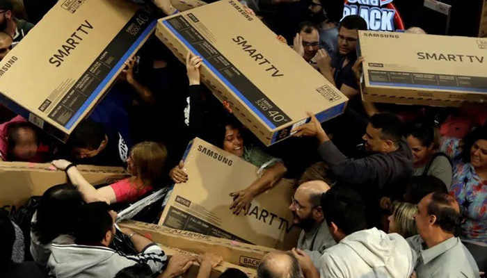 رکورد شکنی تاریخی در خرید بلک فرایدی؛ آمریکایی ها ۱۰ میلیارد دلار آنلاین خرج کردند