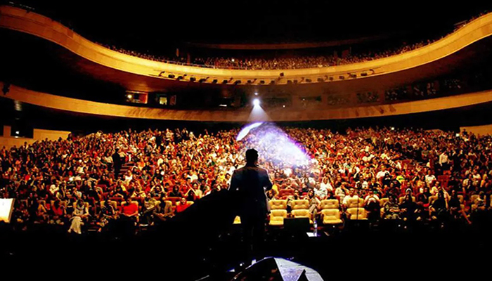 برنامه کنسرت ها تا پایان آبان؛ ترافیک سنگین اجراها از برج میلاد تا کیش + جدول کامل