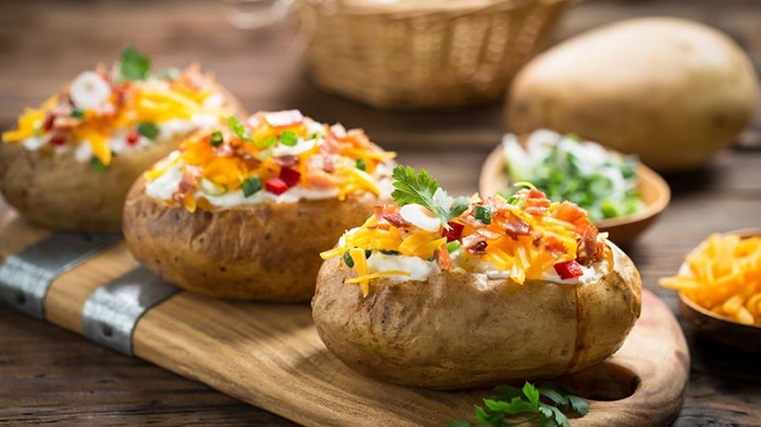 رسپی ۳: سیب زمینی تنوری کامل (Baked Potato)