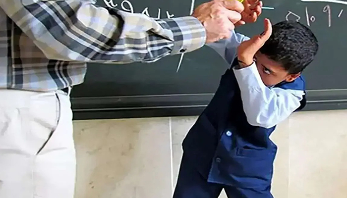 ابلاغ ممنوعیت تنبیه بدنی در مدارس؛ خط قرمز وزیر برای خشونت + حمایت قضایی از معلمان