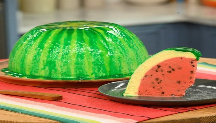 یک هندوانه‌ ای بدون فر؛ شاهکار خانگی و آسان برای درخشش در شب یلدا 1404