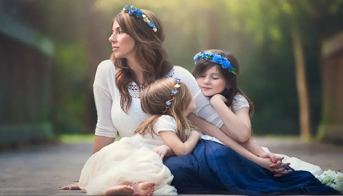 آیا روز زن و روز مادر یکی هستند؟