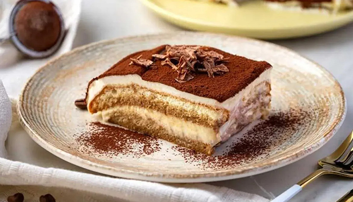 تیرامیسو با پتی بور؛ شاهکار دسر ساده و ارزان برای مهمانی‌های مدرن