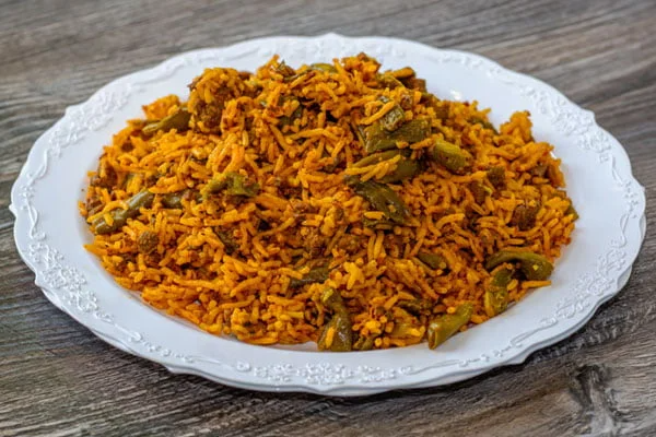 طرز تهیه لوبیا پلو مجلسی و دانه دانه؛ راز خوشمزگی این غذای محبوب چیست؟