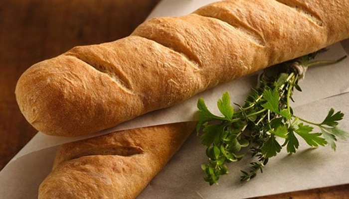 چرا نان باگت نماد فرانسه است؟