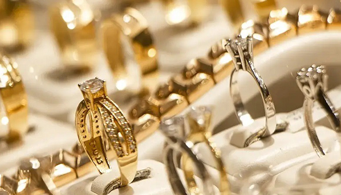 قیمت سکه و طلا در 11 بهمن 1404/ نوسانات بازار فلزات زرد