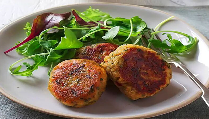 کتلت هویج با گوشت چرخ کرده؛ یک غذای سالم و مقوی برای کودکان