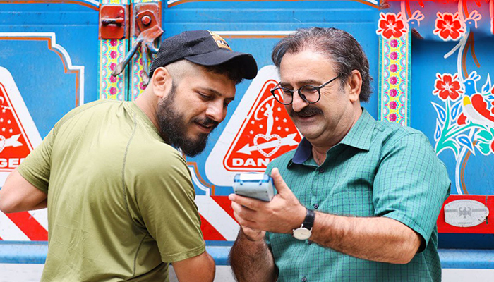 بررسی فیلم جهیزیه؛ نگاهی طنزآمیز به چالش‌های ازدواج و زندگی مشترک