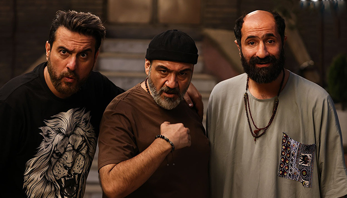 بررسی فیلم کفایت مذاکرات؛ نگاهی طنزآمیز به دیپلماسی خانوادگی