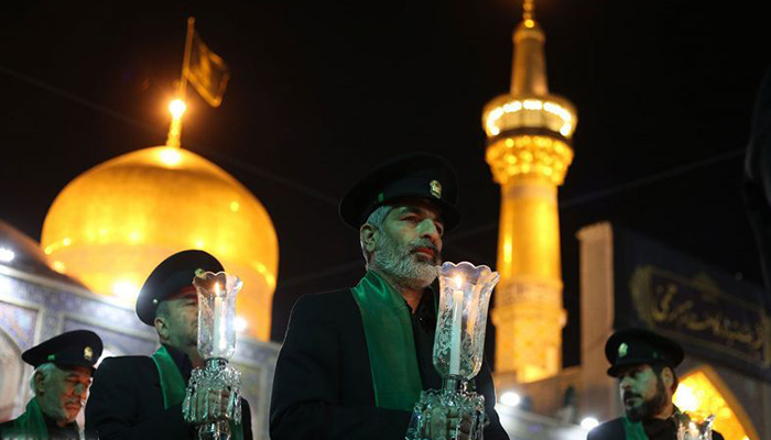 چرا مأمون امام رضا (ع) را به ولایتعهدی منصوب کرد؟