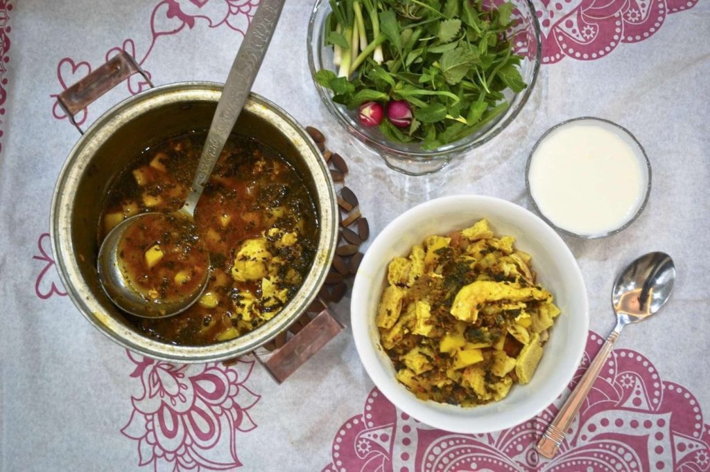 طرز تهیه اشکنه خوشمزه به 5 روش مختلف؛ از آب پیازک شیرازی تا اشکنه کشک و ماست