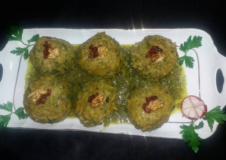 سبزی مخصوص کوفته شیرازی؛ راز اصلی طعم بینظیر