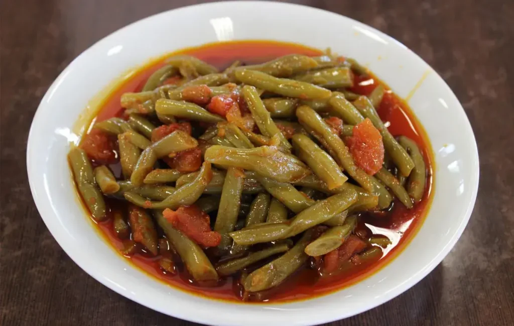 طرز تهیه خوراک لوبیا سبز؛ راهنمای کامل پخت یک غذای سالم و لذیذ