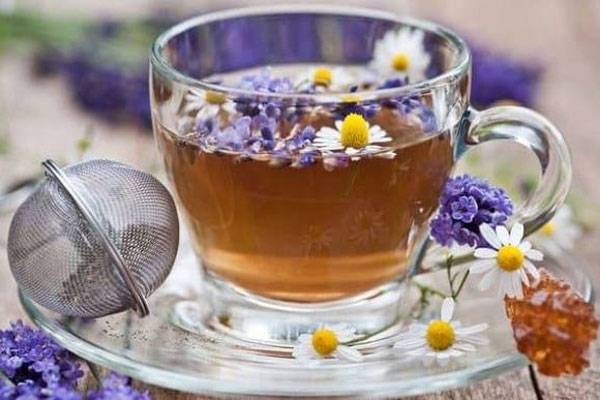 دمنوش اسطوخودوس
