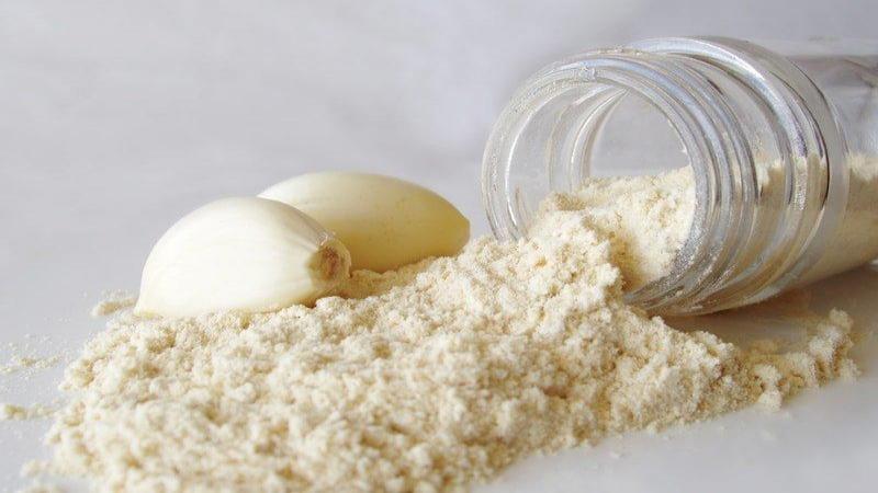 مواد لازم برای تهیه سیر داغ خشک و پودری