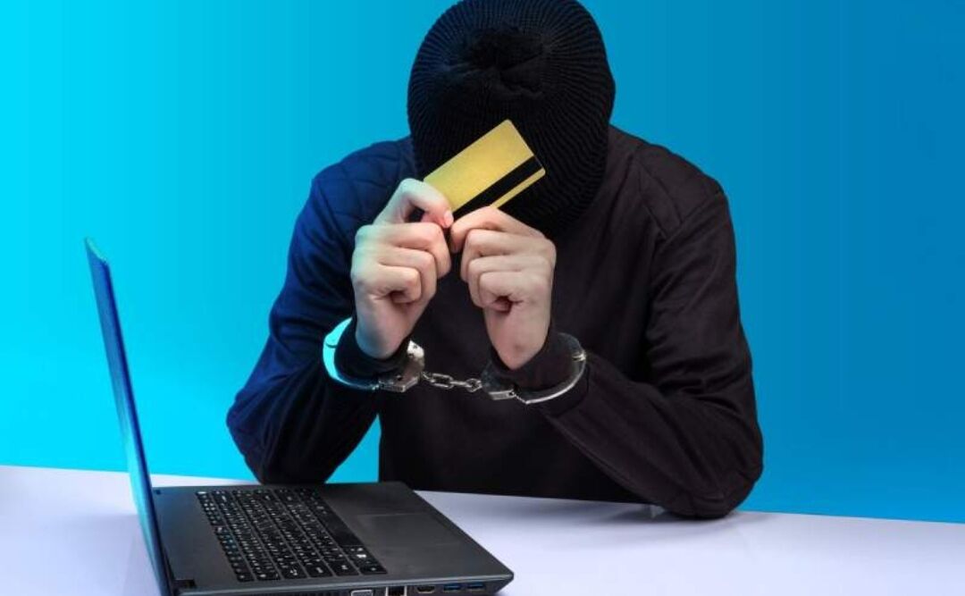 فیشینگ چیست و چگونه انجام میشود؟
